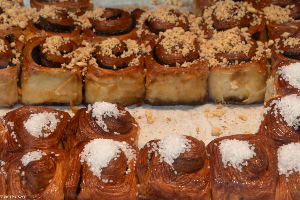 Cinnamon Buns from Buns from Home